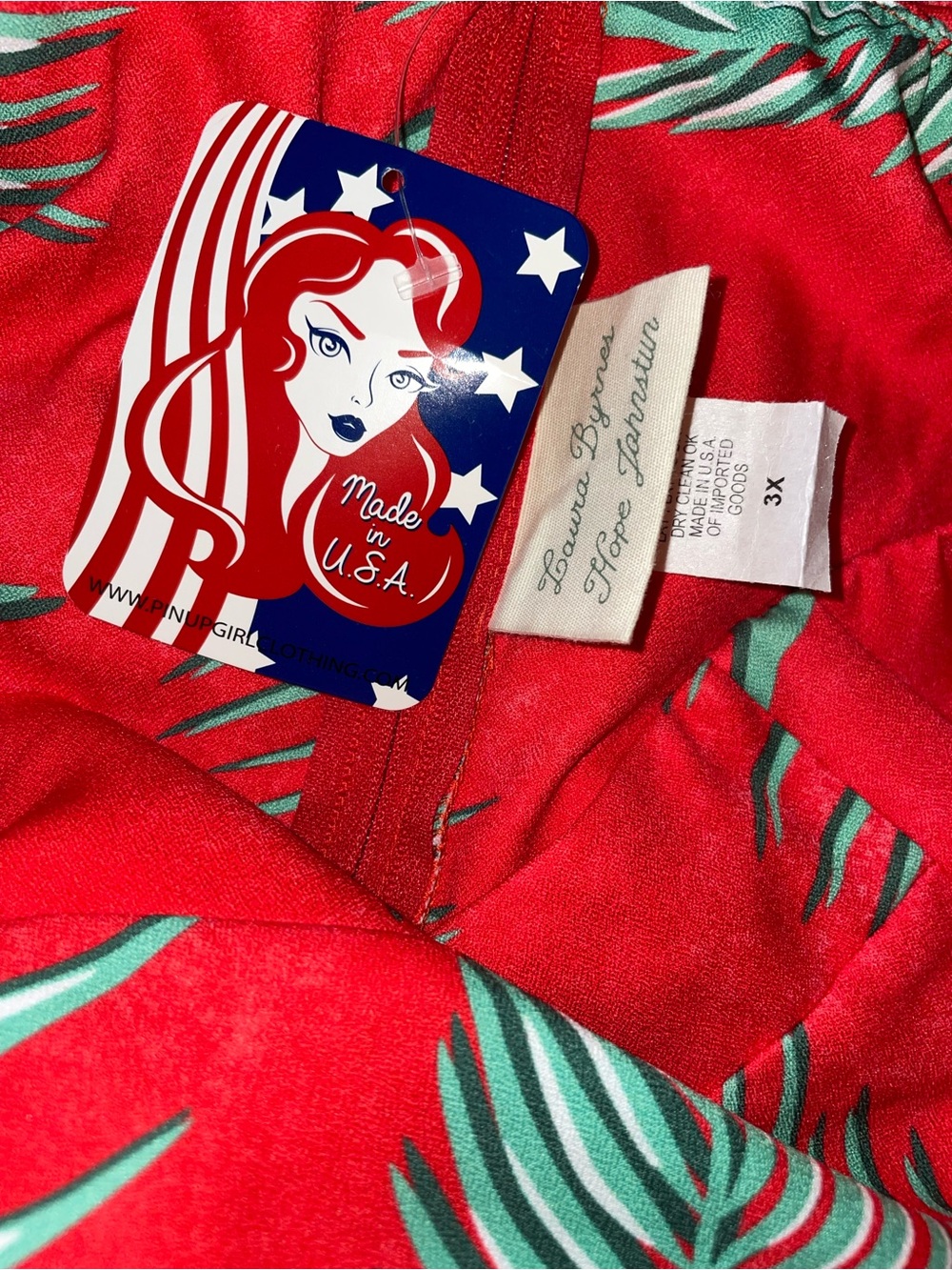 NWT Pinupgirl Clothing Red Palm Print Sarong Dress 3X - Picture 3 of 3
